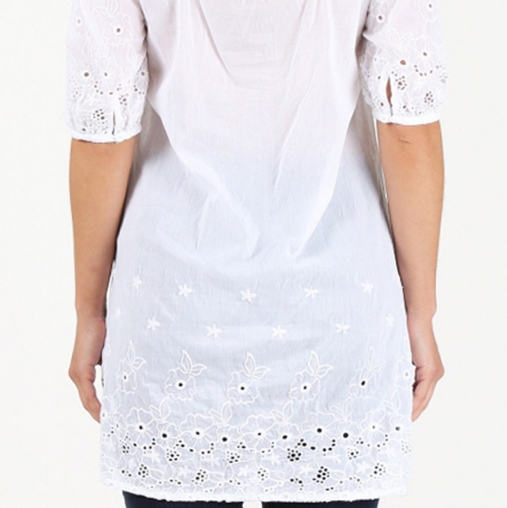 Short Sleeve Crochet Ruffled Top - Picture 5 of 6